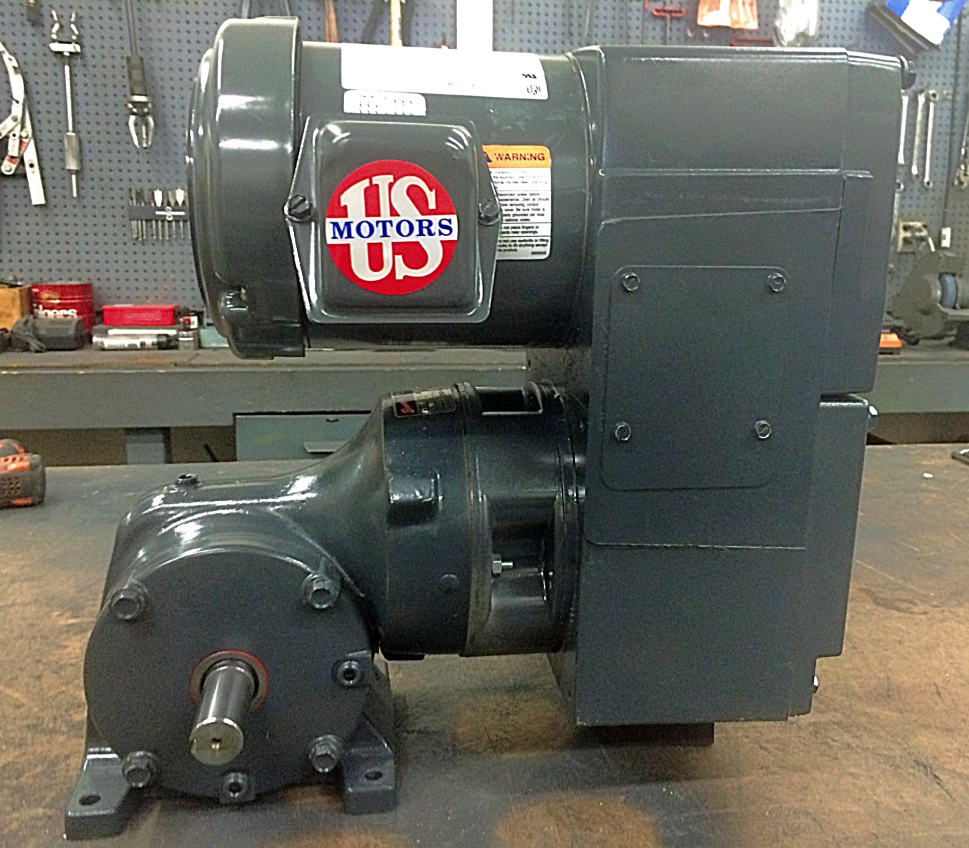 E740-E186-E431, 1HP, 6-143T-6 Frame, 208-230/460V, 3PH, 30.5-305 RPM, VAM-UTEP-GWP Type, C-Flow Assembly, Premium Efficient