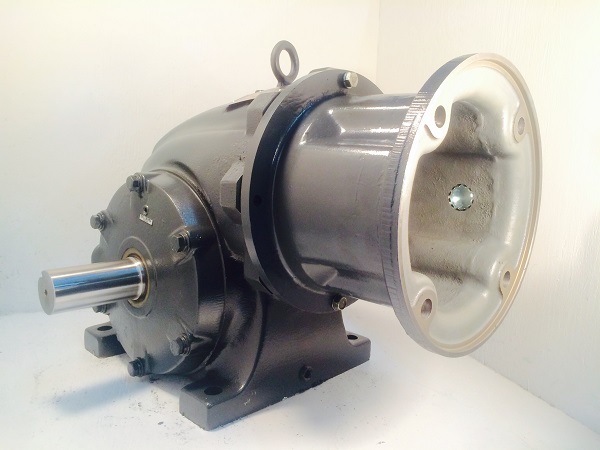 F323-385362 Gearbox with C-face kit for 182TC/184TC motor, 40 ratio, 44 RPM, 3HP max input, F-1