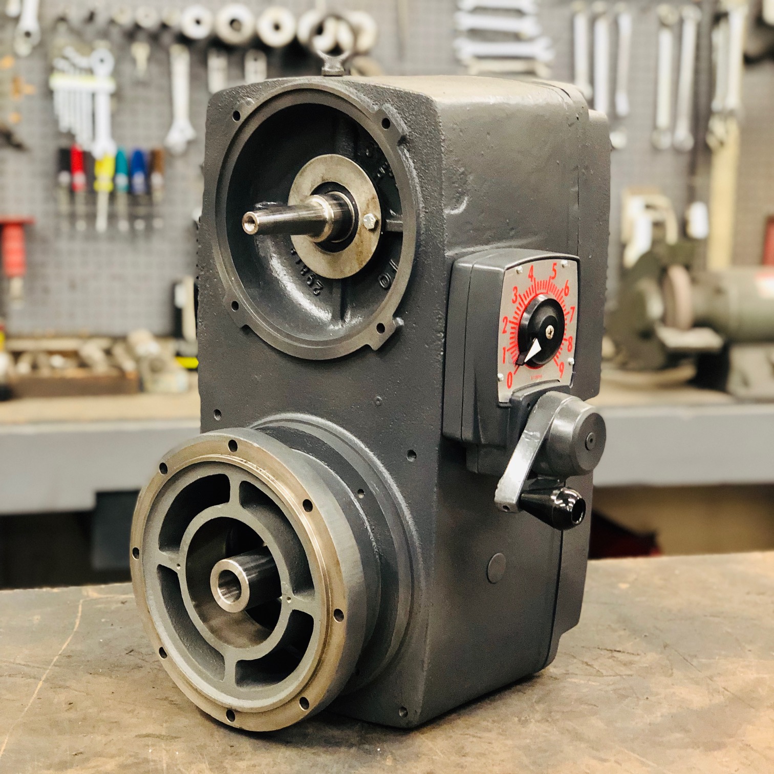 E742, 15 Frame, 500-4000 RPM, VAM Type, C-Flow Assembly, 5HP Max Input